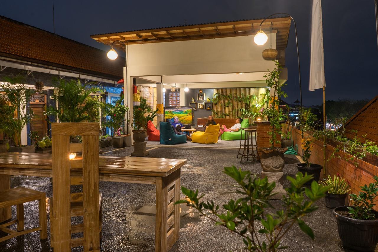 Poshtel Auberge de jeunesse *